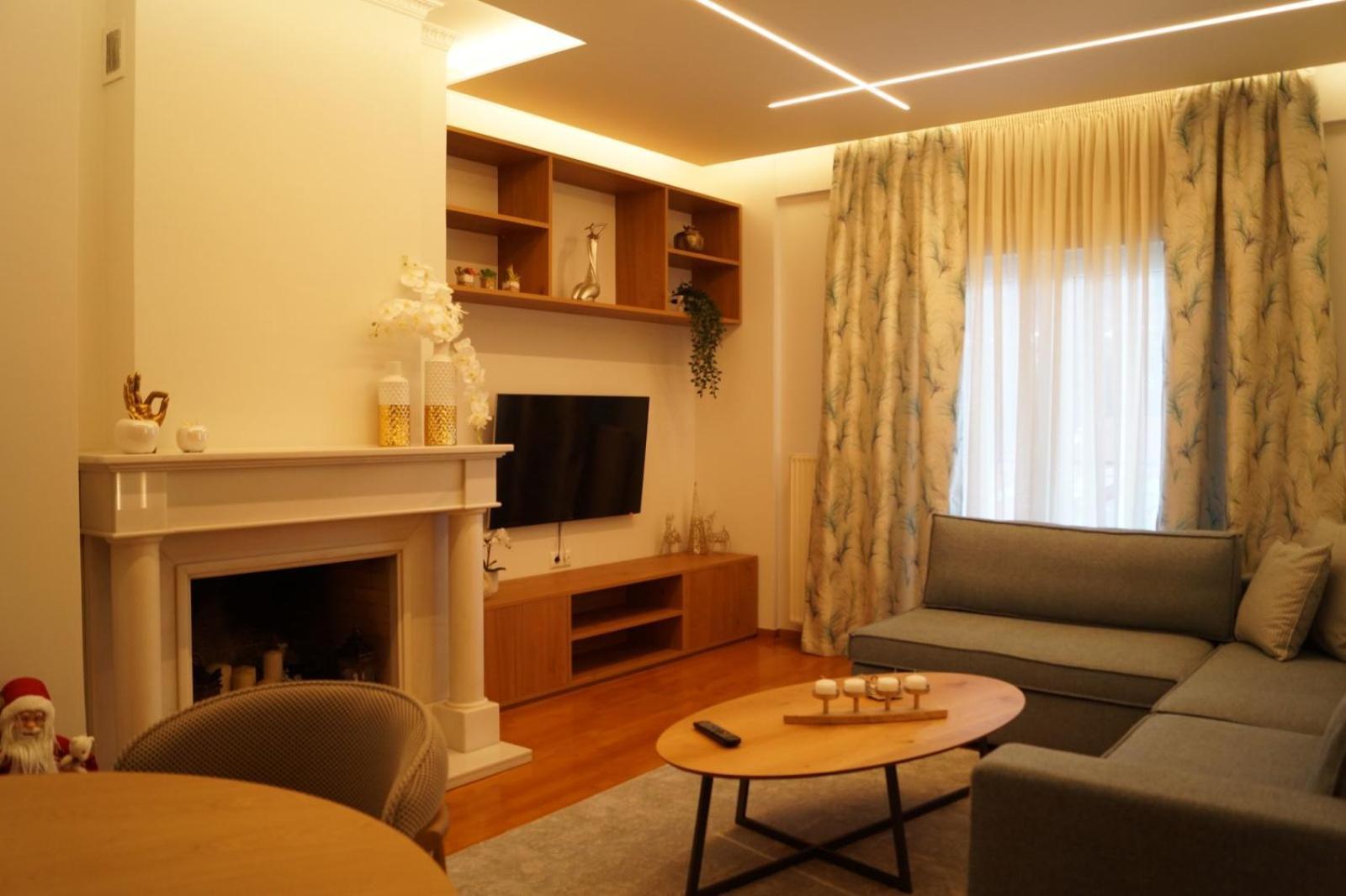 Daphne Luxury *